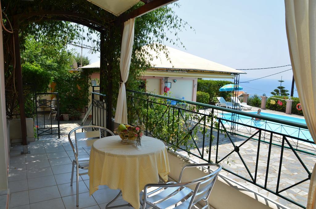 Nostos Aparthotel Mousata ภายนอก รูปภาพ