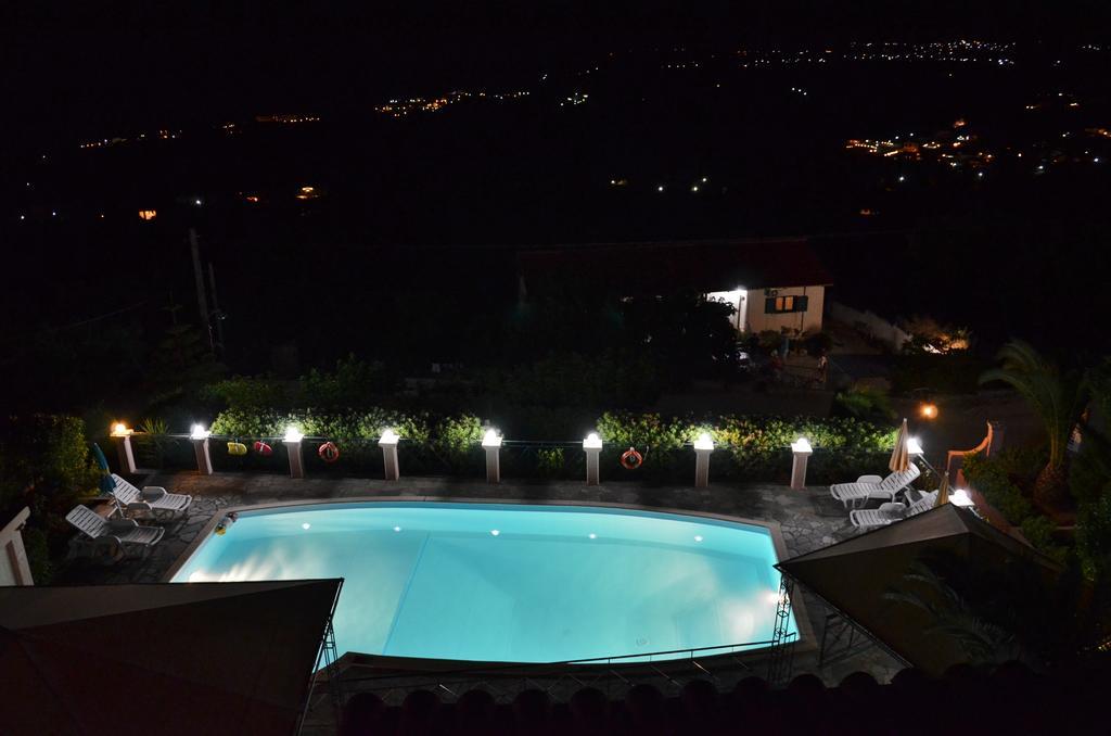 Nostos Aparthotel Mousata ภายนอก รูปภาพ